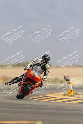 media/Sep-30-2023-SoCal Trackdays (Sat) [[636657bffb]]/Turn 15 (1120am)/